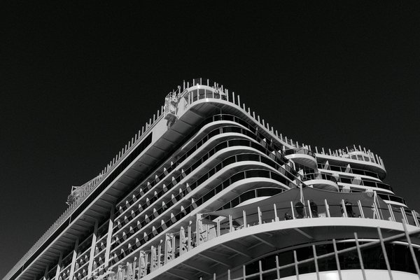 Comment planifier une visite des villages traditionnels des Pyrénées espagnoles?